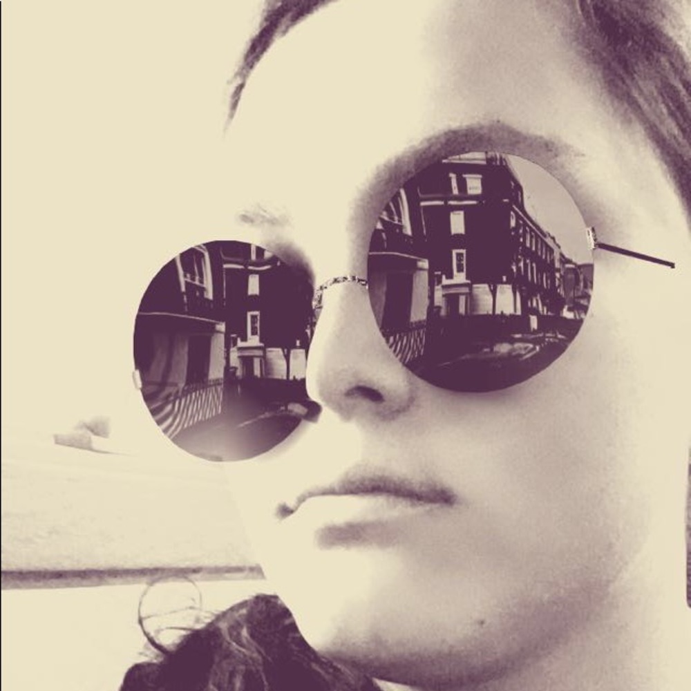 Meet your Posher, Anna